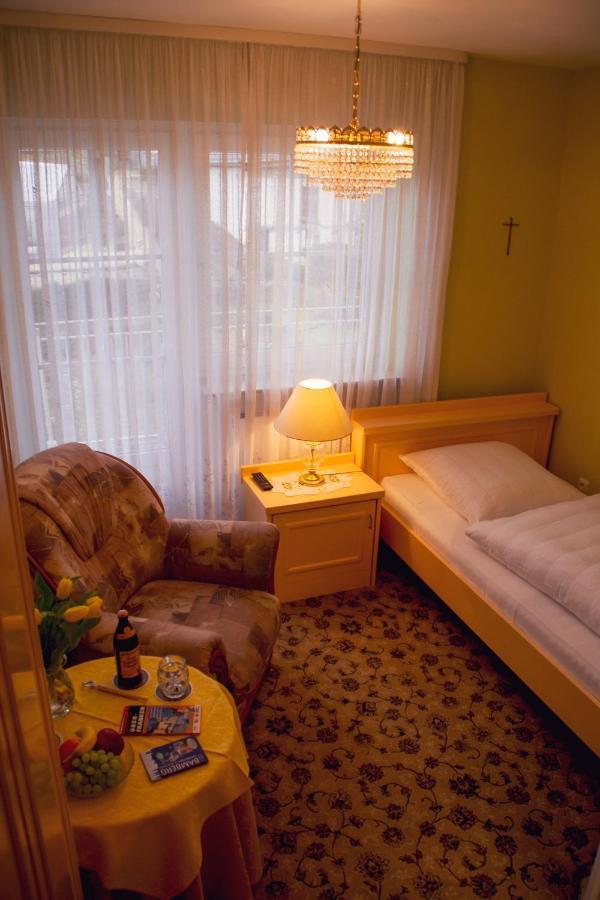 Hotel Garni Regina Goessweinstein Luaran gambar