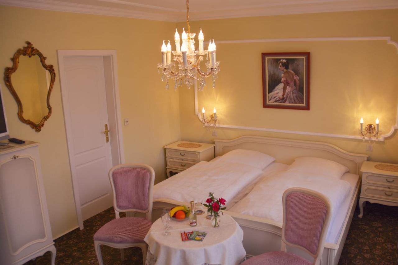 Hotel Garni Regina Goessweinstein Luaran gambar
